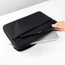 Funda DOTT para Laptop 15.6": Protección Acolchada y Duradera, Negro