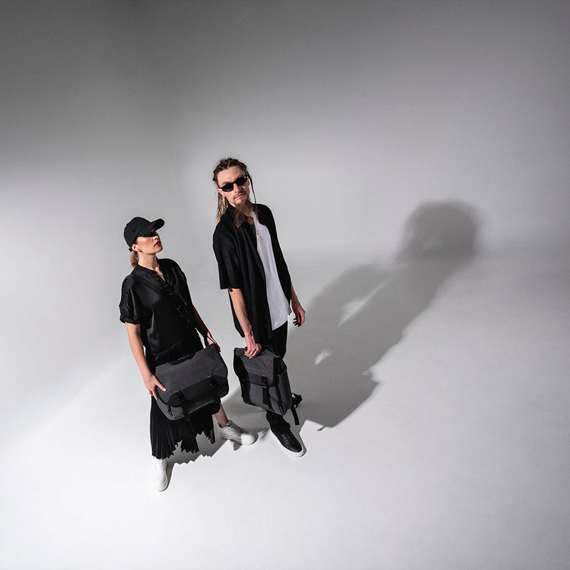 Combo: Portafolio Urban 15.6” + Smartwatch Kronos Stylus