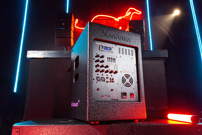 Sistema de Audio Lineal Profesional Xonorum Array 12 STF| Potencia 1100W, Audiencia 150 personas