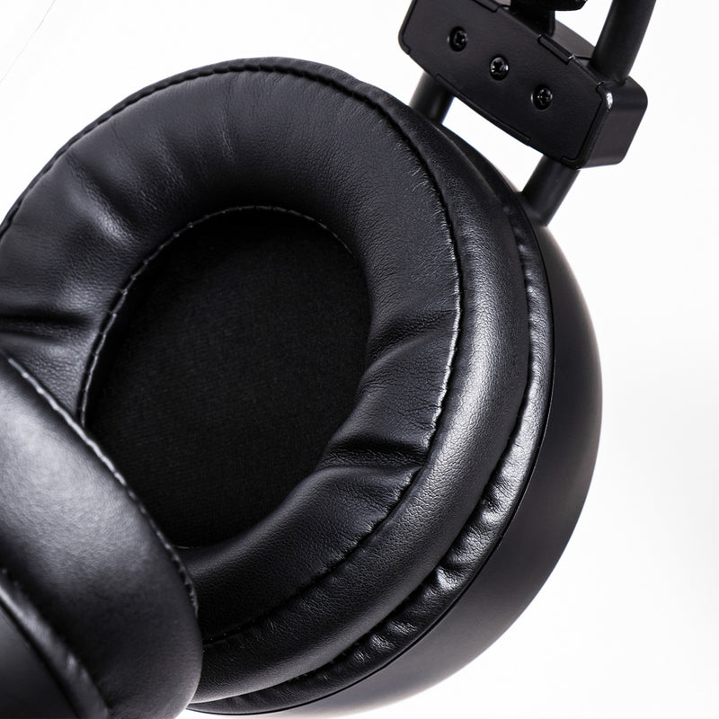 Audífonos Gamer Alámbricos On ear | STF Beast MSA-010 | Videojuegos Microfono ajustable Luz Sonido 7.1 Digital