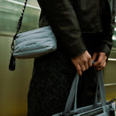 Crossbody Sora Bolsa Compacta Cool Capital Gris