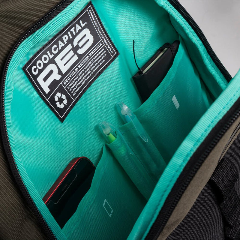 Combo Ecológico: Mochila materiales Reciclados + Audífono Inalámbrico In-ear Energy Sistem Eco